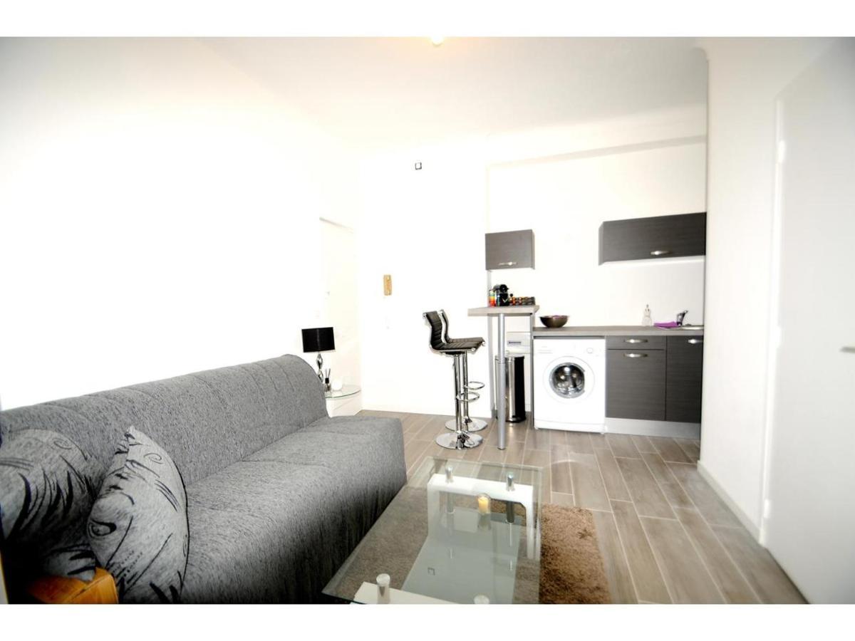 Superbe Studio Meuble Cosy Avec Lit Superconfort Au Calme Jean Medecin Ница Екстериор снимка